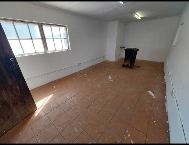 459M² FACTORY TO LET IN ANDERBOLT